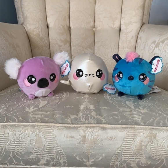 Brand New Set of 3 Squeezamals Series 3 Scented Squish Toys Slow Rise Pets - Picture 15 of 15